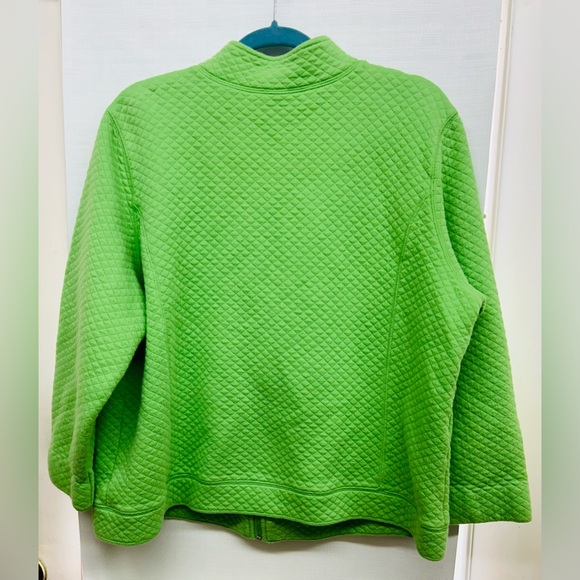 Jacket, Koret quilted women’s jacket, size XL. No stains, tears, ravels noted. - Picture 4 of 5